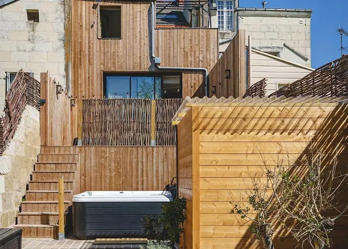La Maison Dambre-Jacuzzi-Sauna-Clim-4Chambres